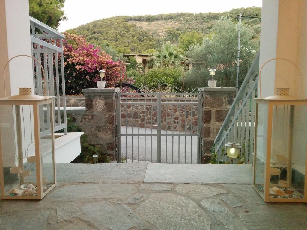 Panos Studios Poros Town 外观 照片