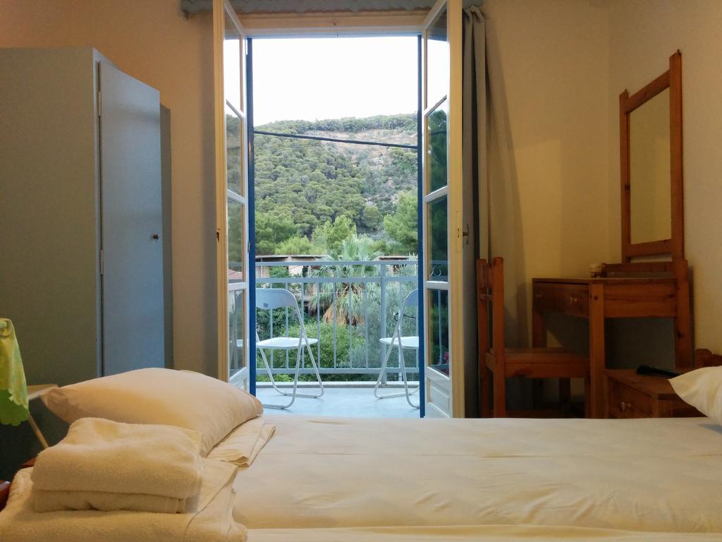 Panos Studios Poros Town 外观 照片