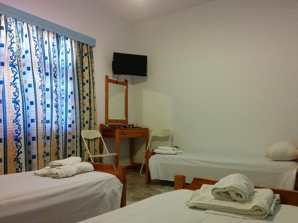 Panos Studios Poros Town 外观 照片