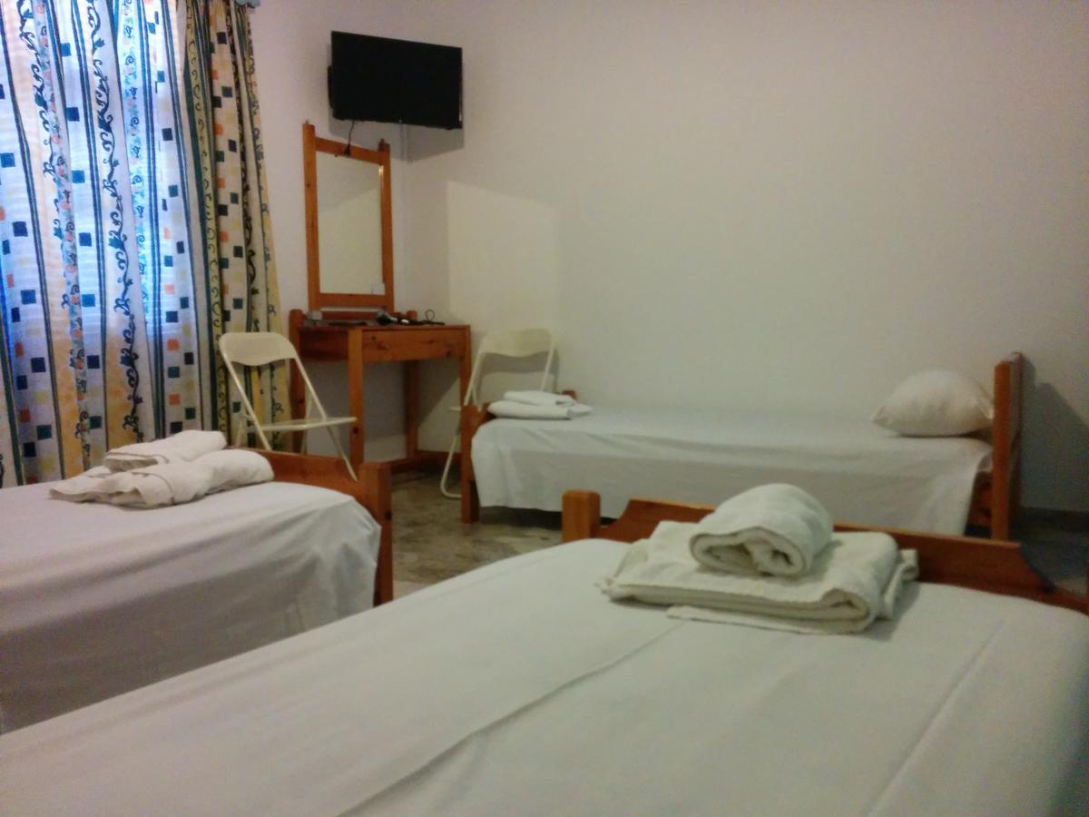 Panos Studios Poros Town 外观 照片