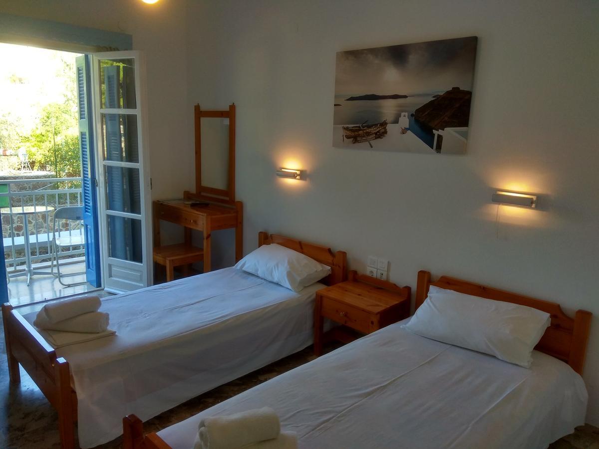Panos Studios Poros Town 外观 照片